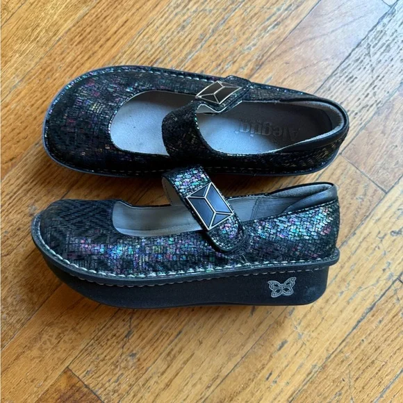 Alegria Paloma Mary Jane shoes in a black metallic finish. Size: 36/6 - Picture 1 of 6